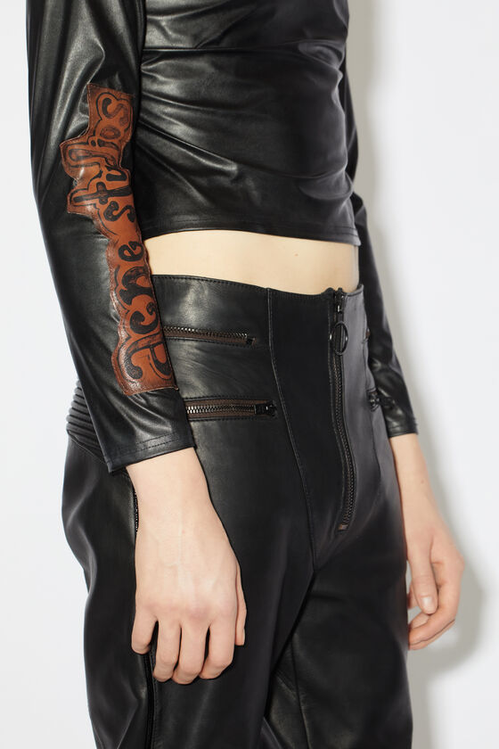 Acne Studios T-shirt With Round Neck And Long Sleeves In Black