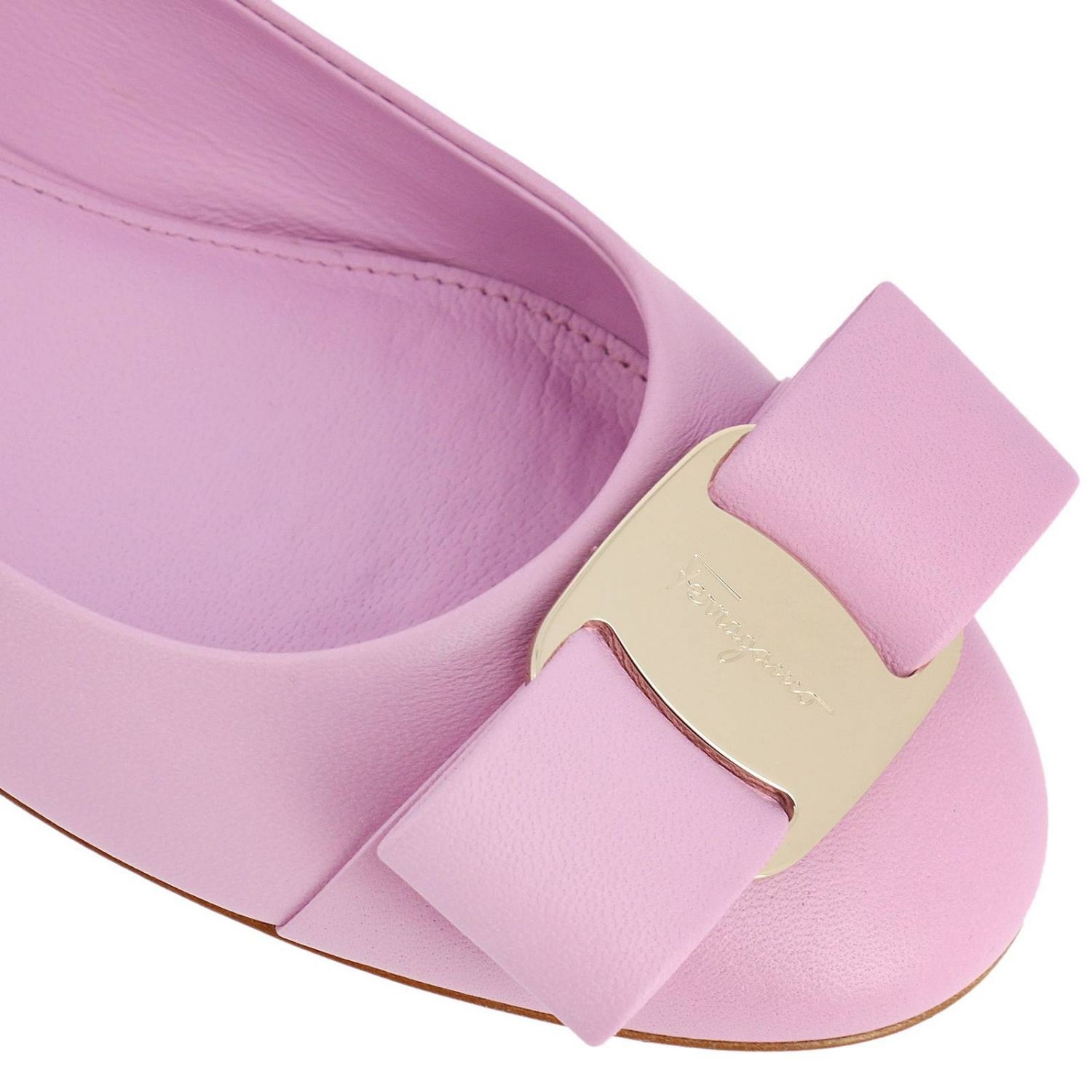 Ferragamo Vara Bow Ballet Flat In Pink