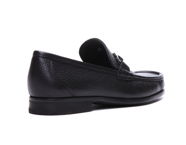 Ferragamo Textured Black Leather Loafers With Metallic Bit Detail In Black
