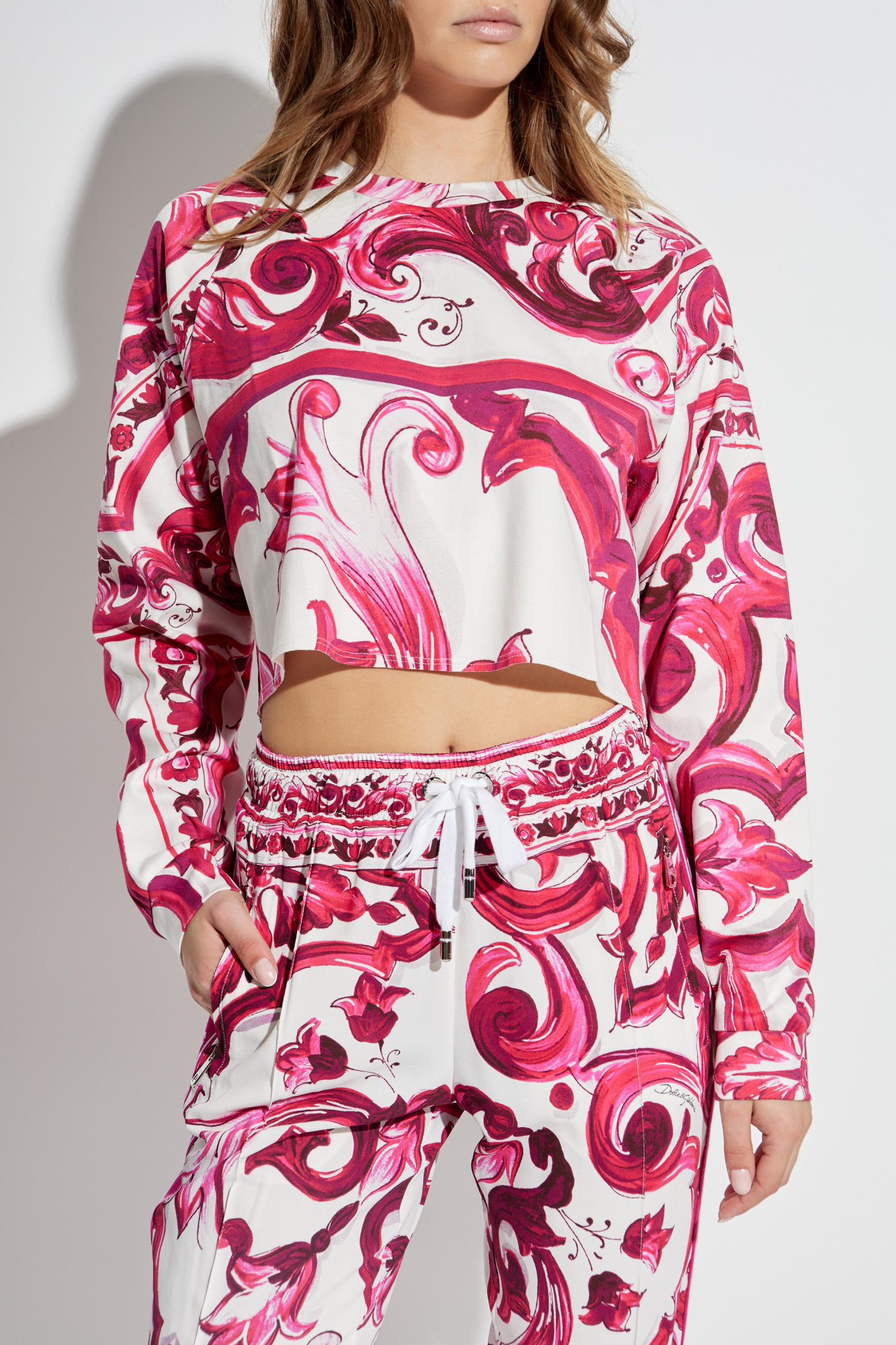 Dolce & Gabbana Majolica Cropped Cotton Jersey Sweatshirt In Pink