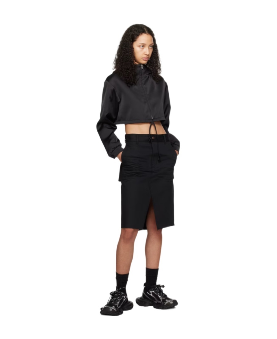 We11 Done Black Cropped Hoodie In Black