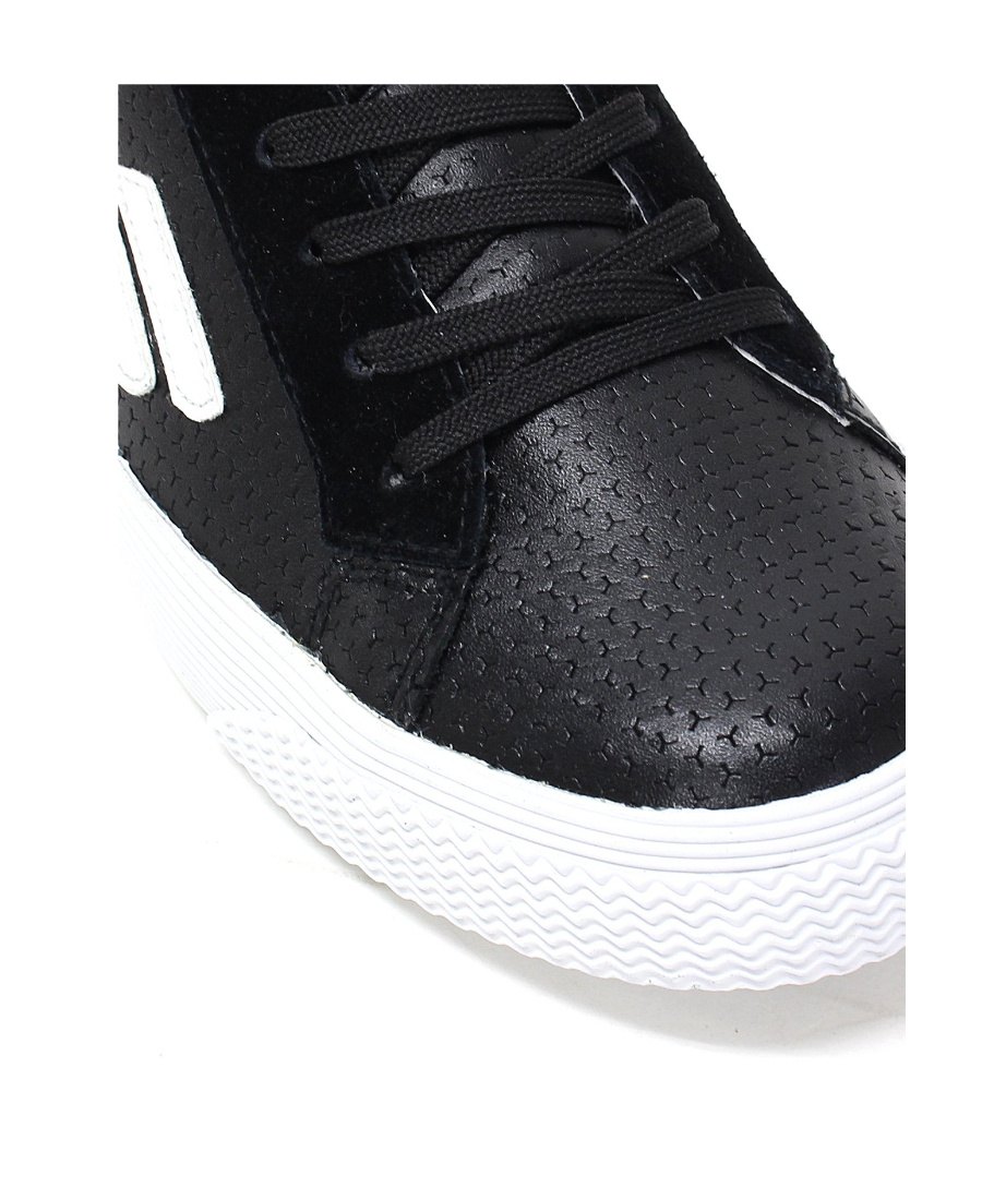 Ea7 Logo Details Casual Sports Shoes In Black