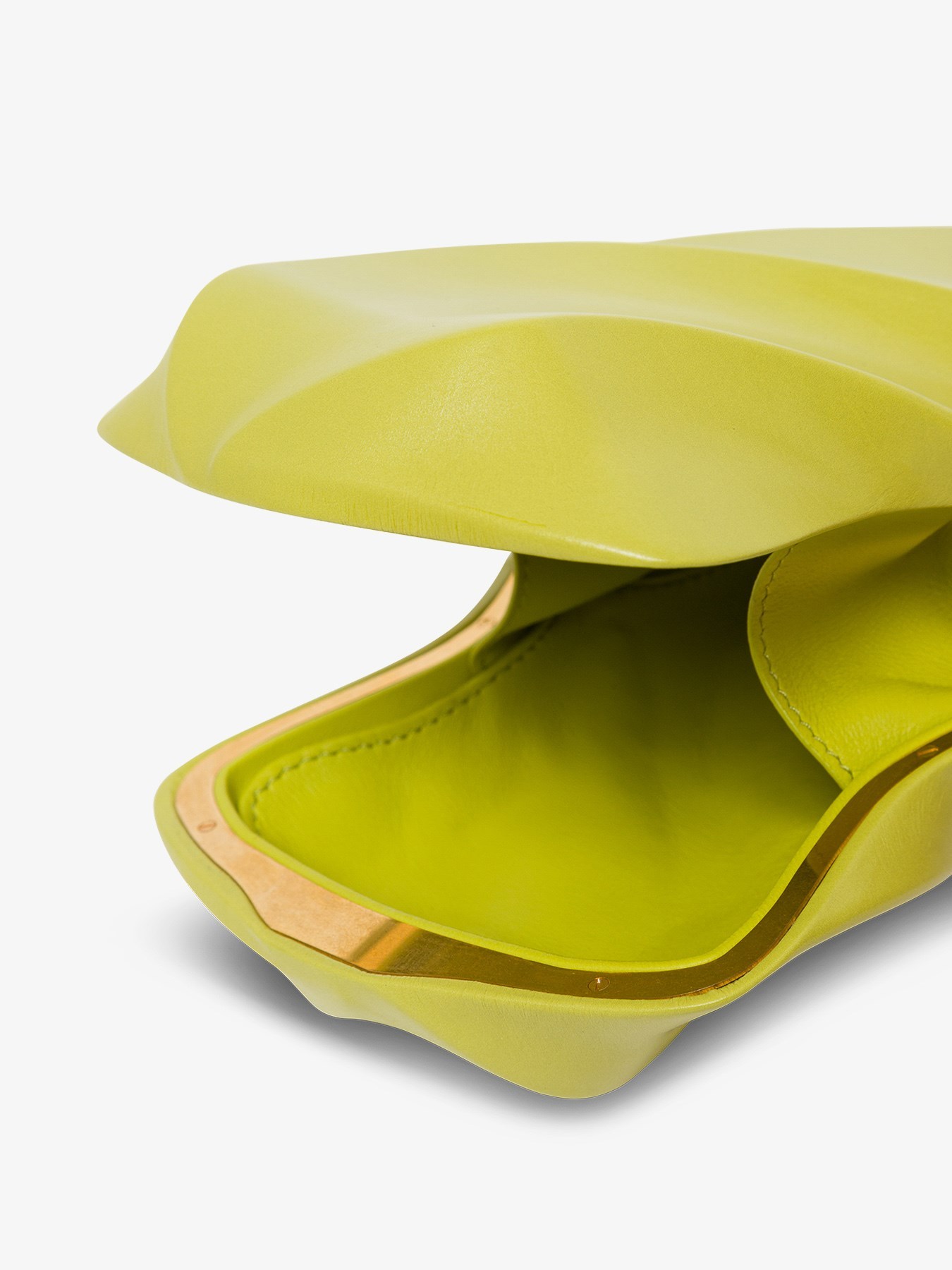 Bottega Veneta Bv Whirl Clutch Bag In Yellow