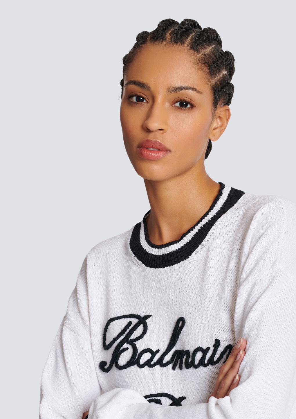 Balmain Logo-embroidered Crewneck Sweater In White