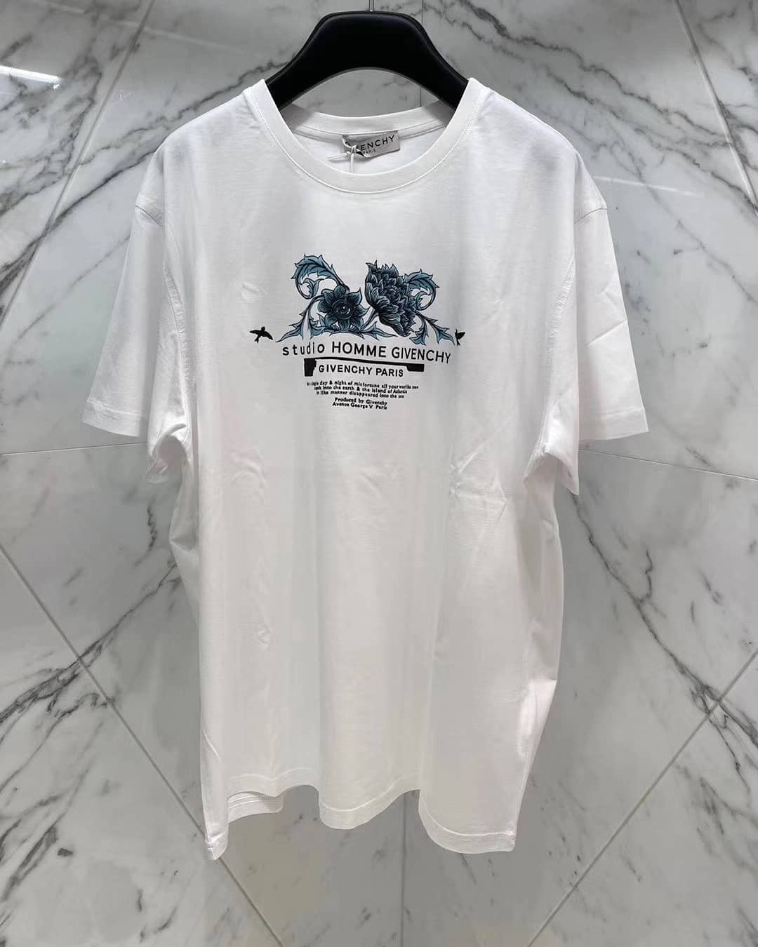 Givenchy Graphic-print T-shirt In White