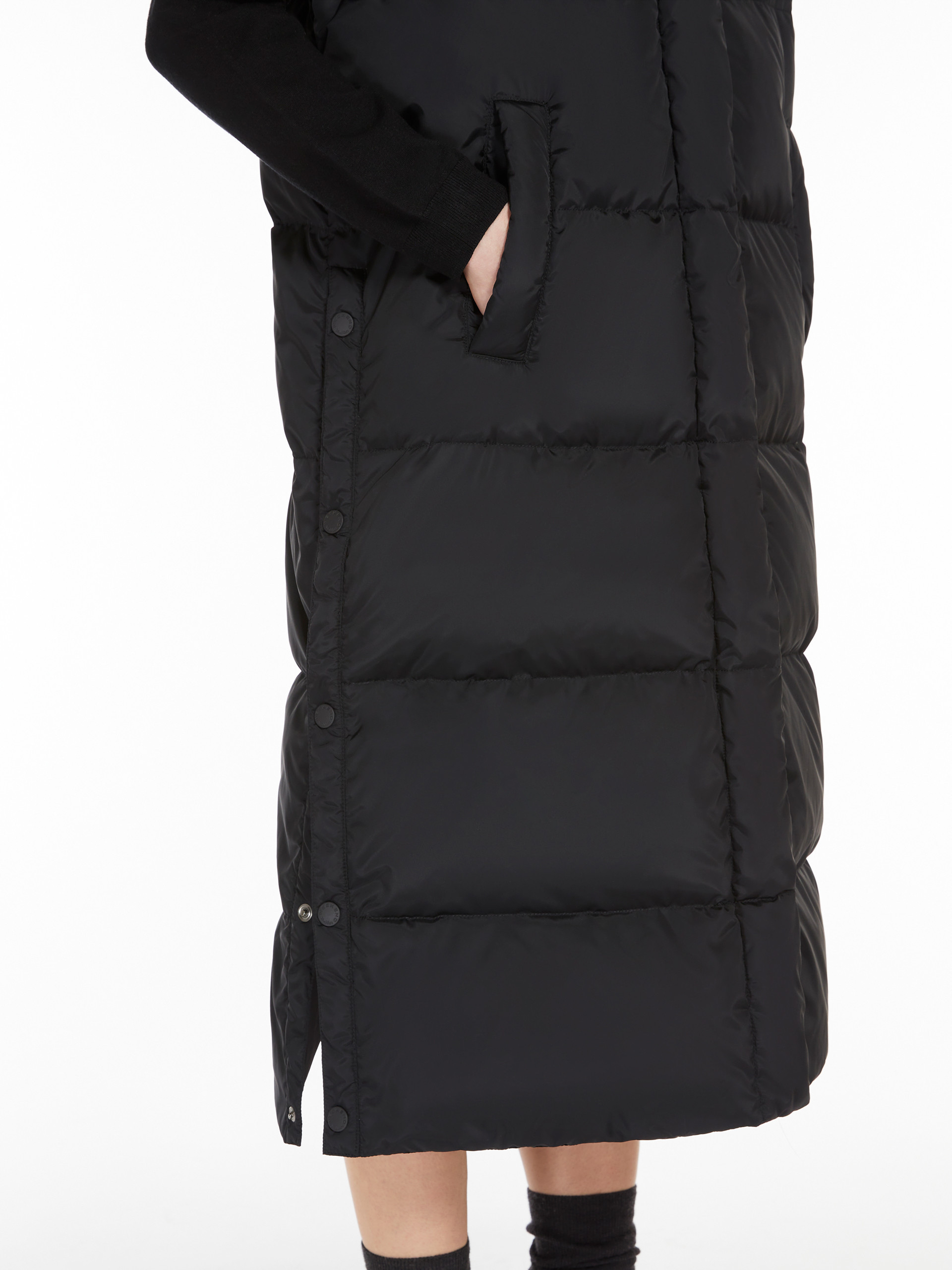 Weekend Max Mara Taffeta Vest In Black