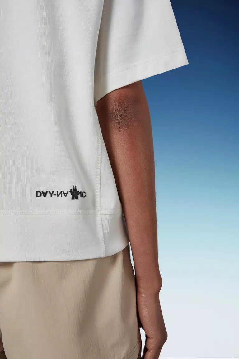 Moncler Logo T-shirt In White