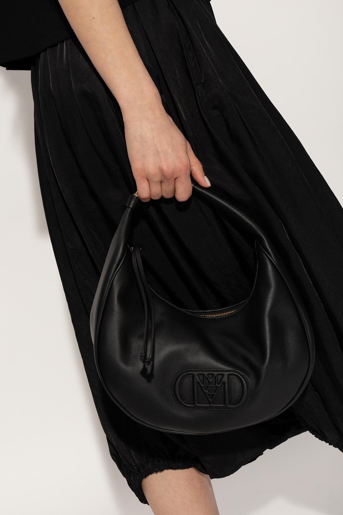 Mcm Logo Shoulder Bag In Black