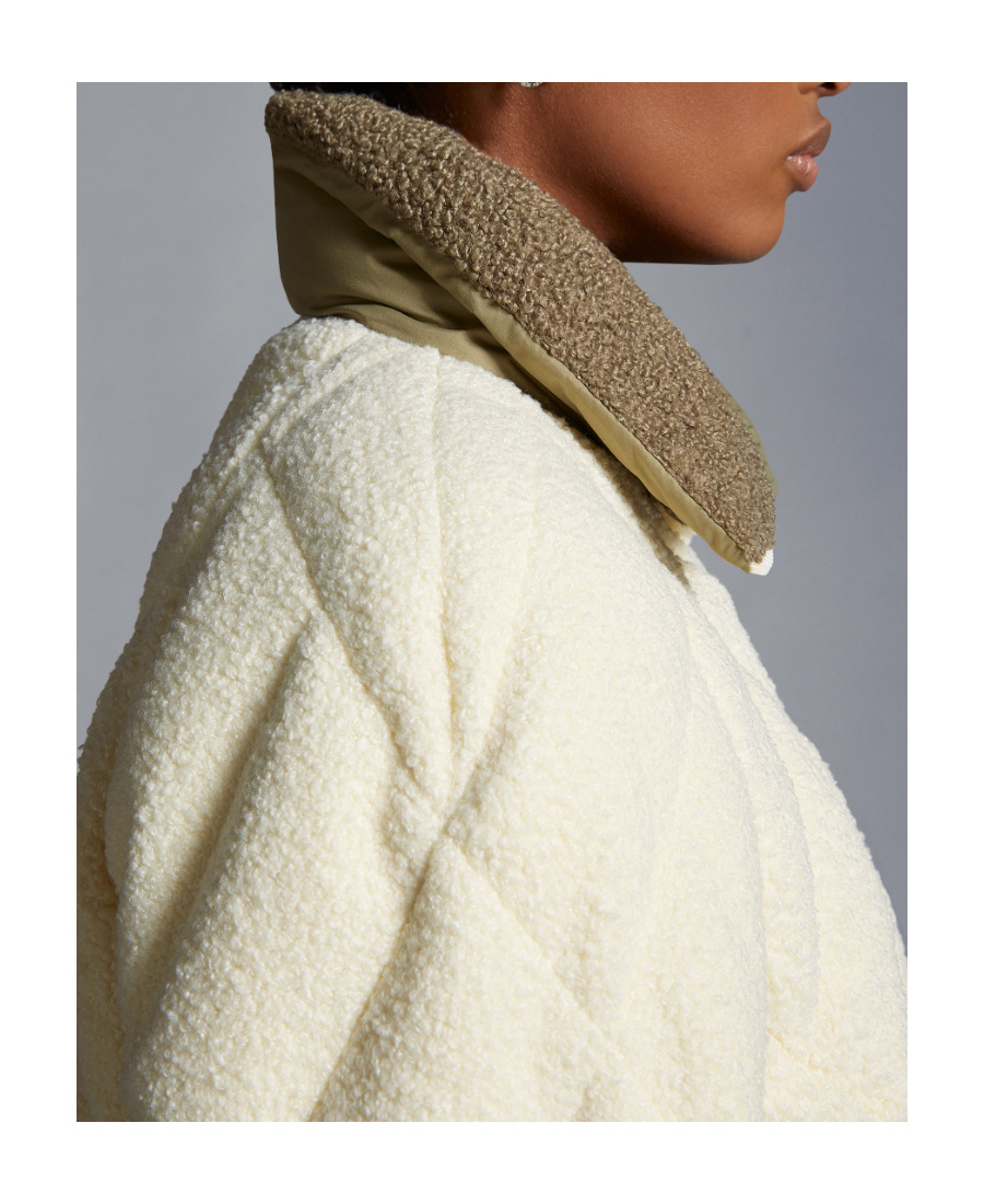 Moncler Doudoune Courte Jonquille In Light Beige