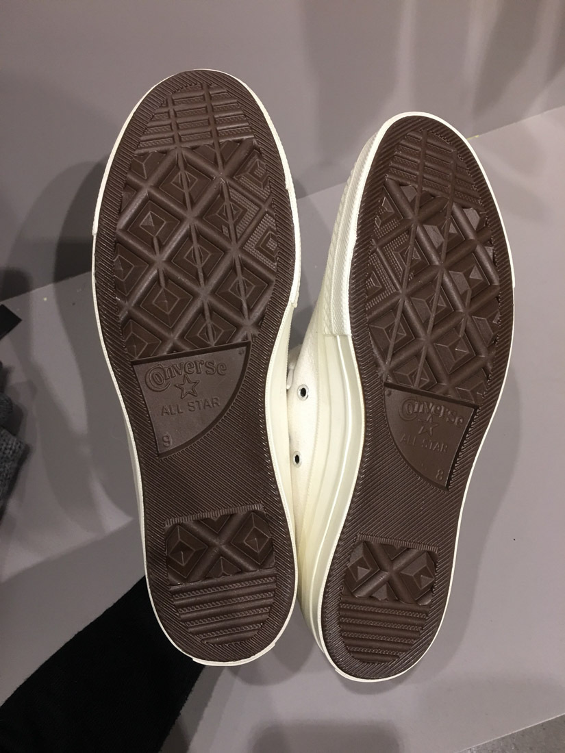 Comme Des Garçons Play Popular White Converse Canvas Sneakers In White
