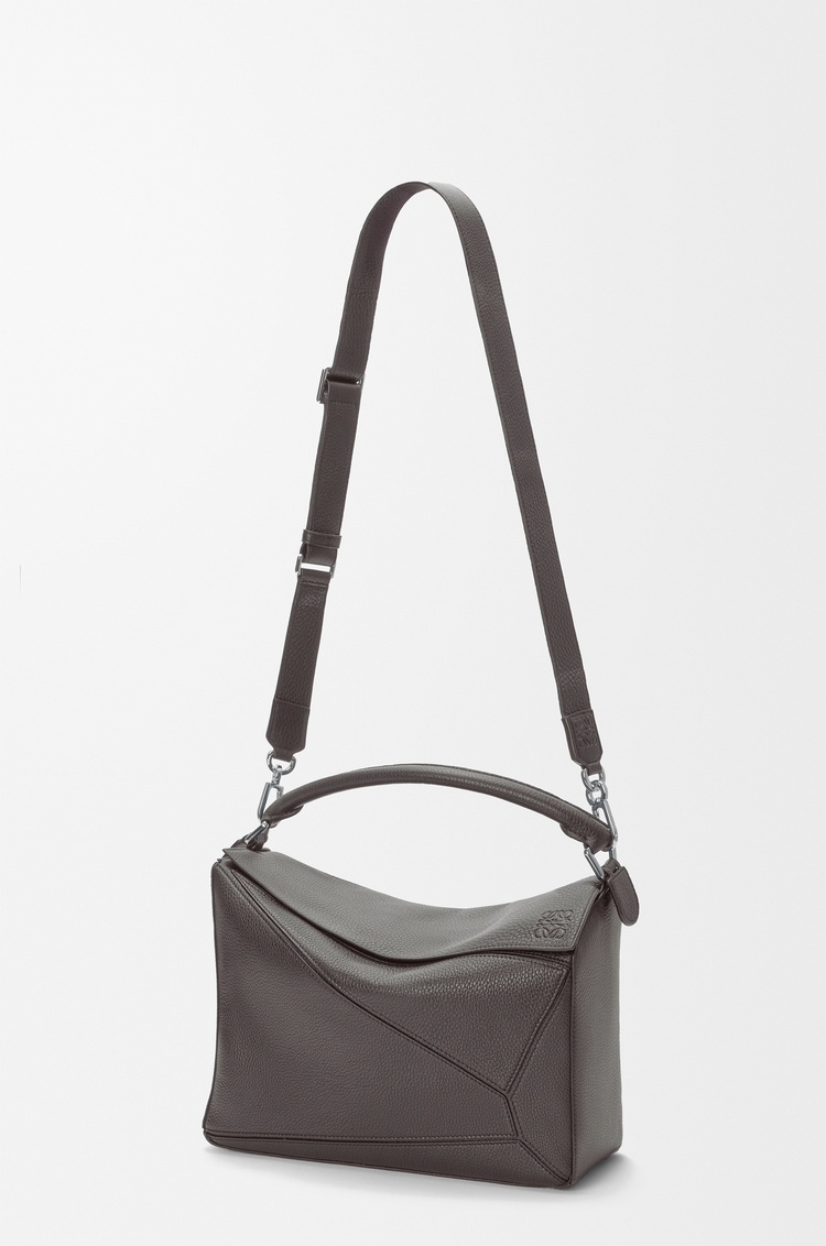 Loewe Large Puzzle Bag In Supple Grained Calfskin In Gray
