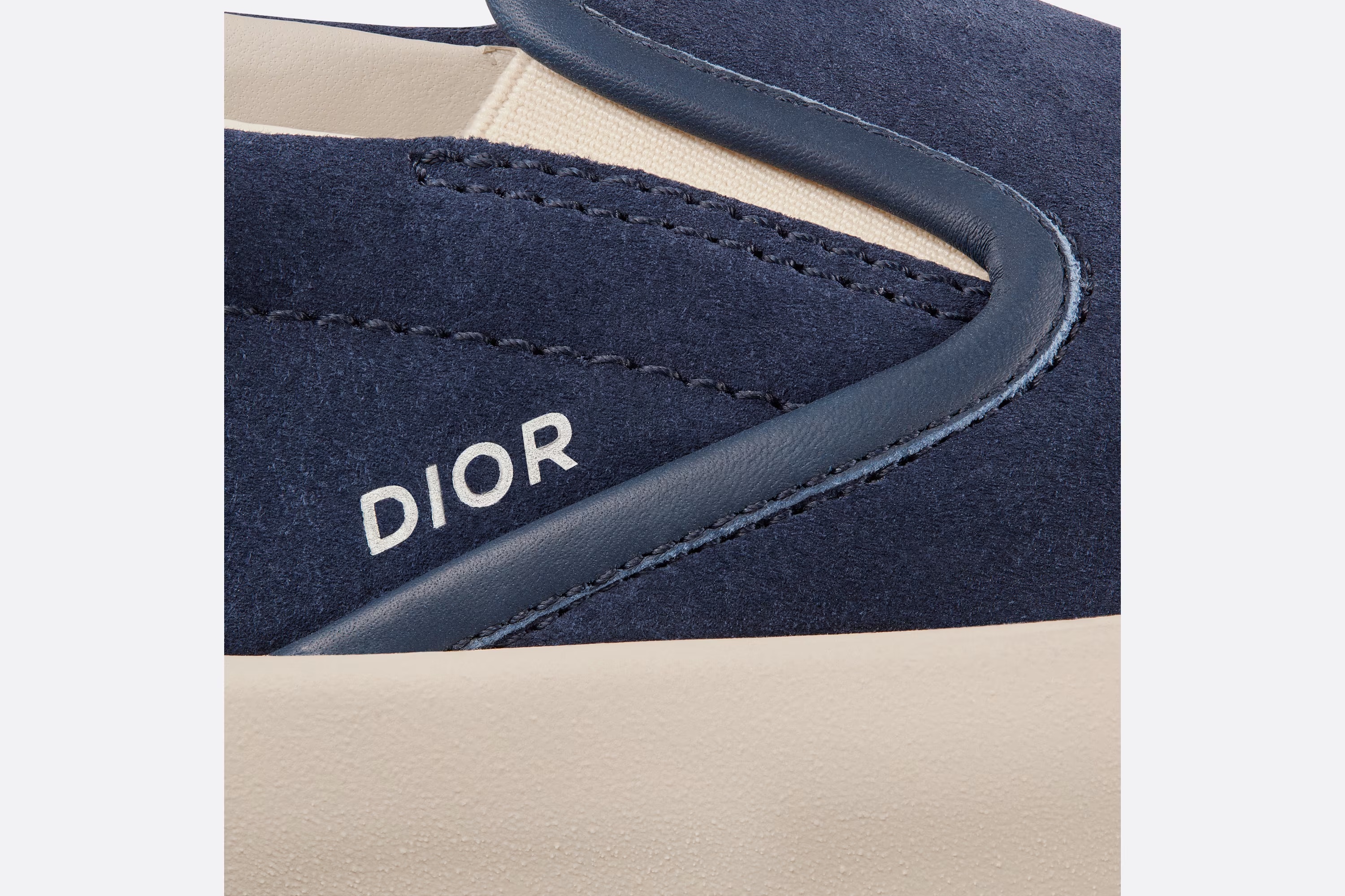 DIOR B101 LOW-TOP CASUAL SNEAKERS 