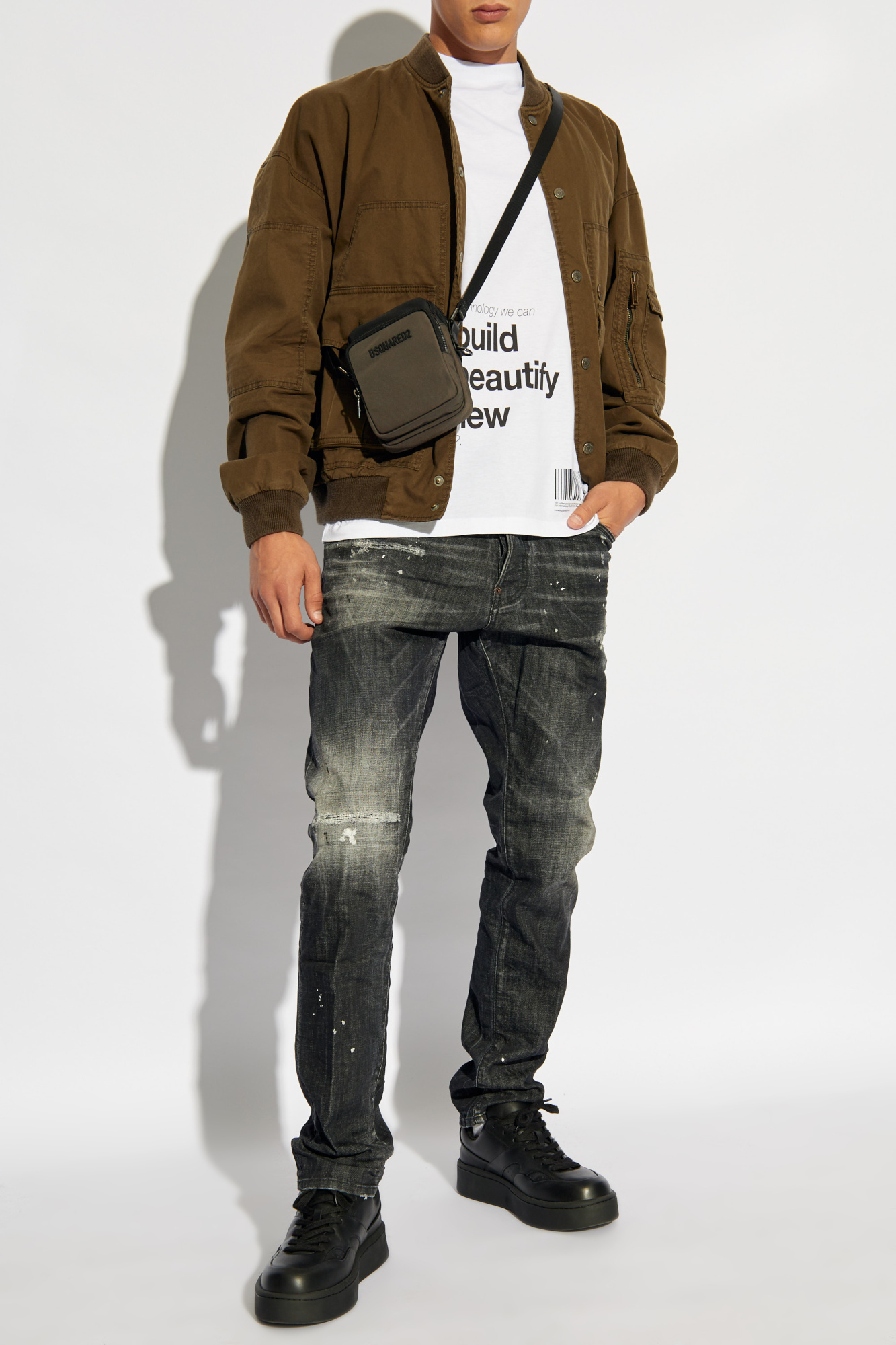 Dsquared2 Dsquared Men Jeans With A Lived-in Effect In Black