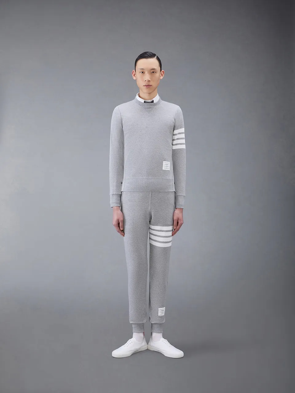 THOM BROWNE THOM BROWNE 4-BAR STRIPE SWEATSHIRT