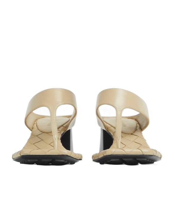 Bottega Veneta Marella Leather Thong Slide Sandals In Nude