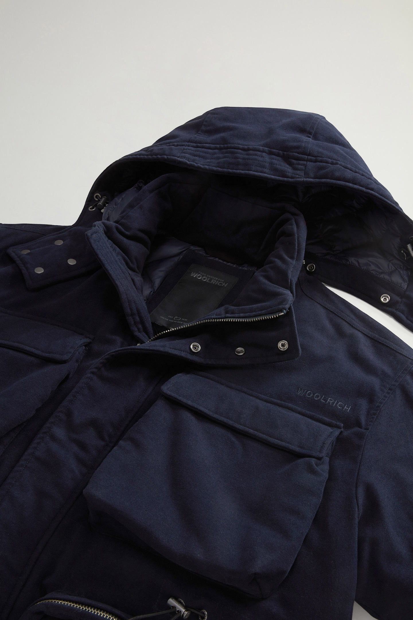Woolrich Long-sleeved Down Jacket In Black