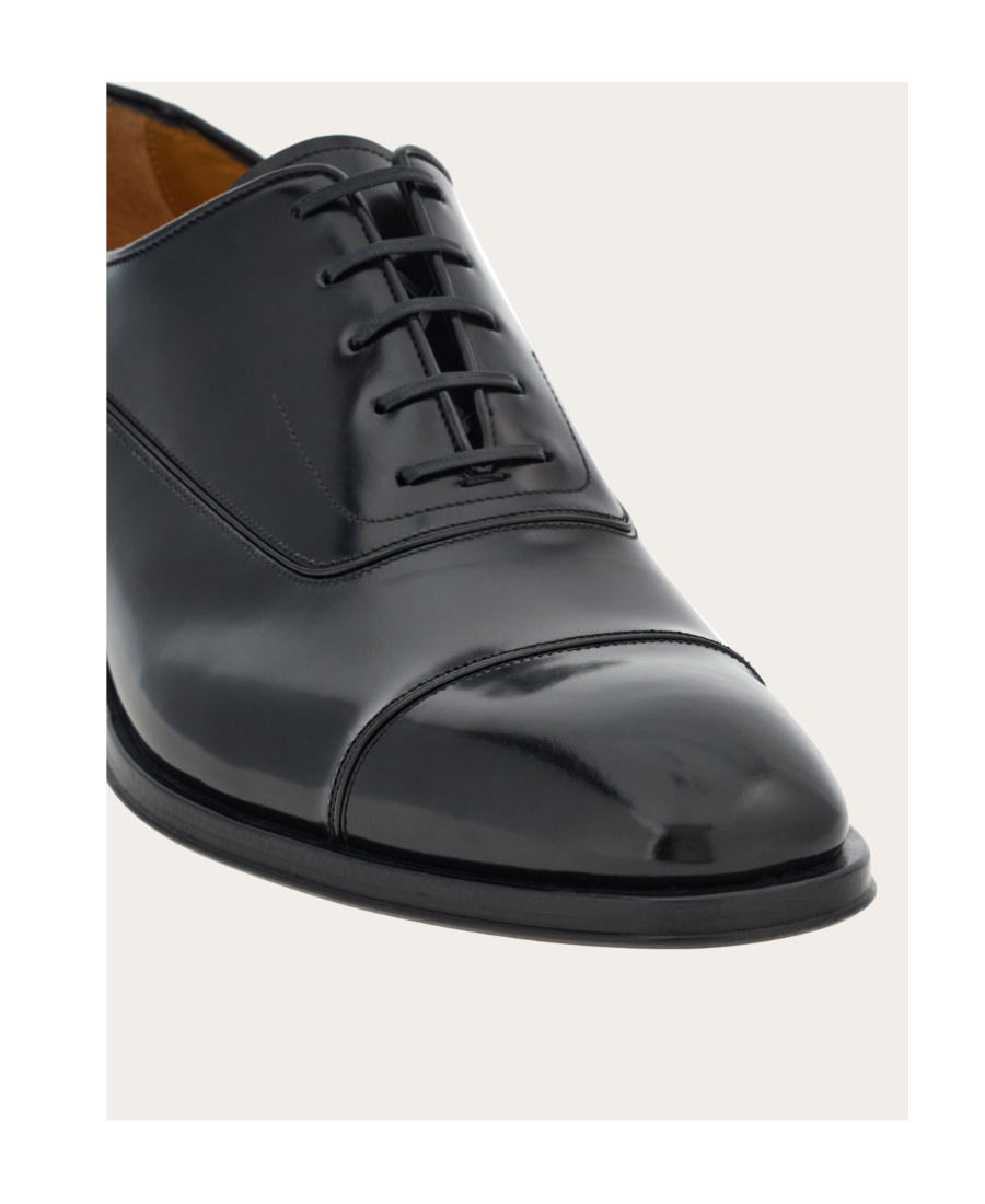 Ferragamo Lace-up Oxford Shoes In Black