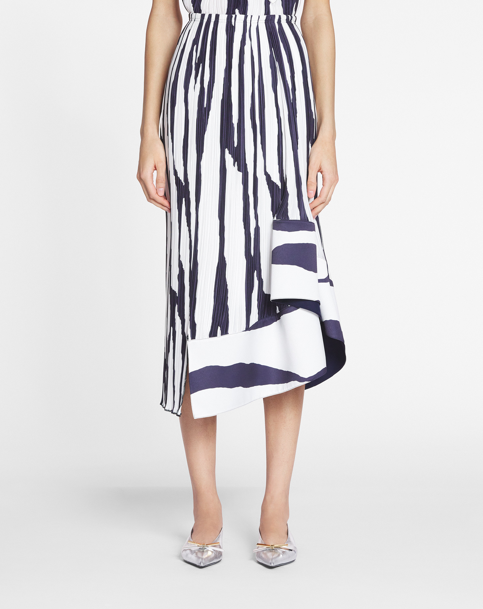 Shop Lanvin Zebra Pattern Pleated Mid-length Skirt In Black