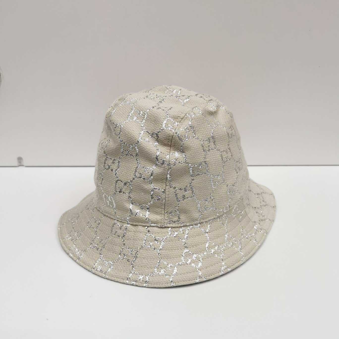 Gucci Metallic Logo-jacquard Bucket Hat In White
