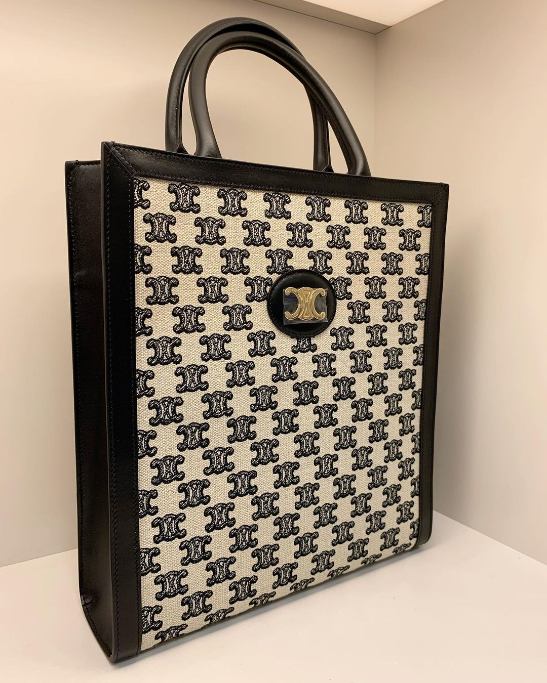 Celine Capas Small Trimphe Embroidered Fabric Vertical Handbag In Black