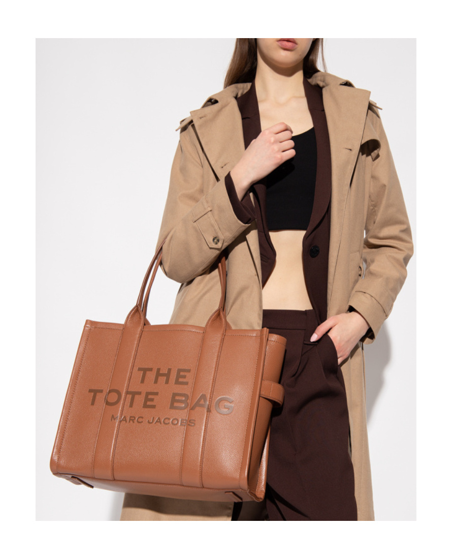 Marc Jacobs The Large Tote Bag In Grained Leather In Brown