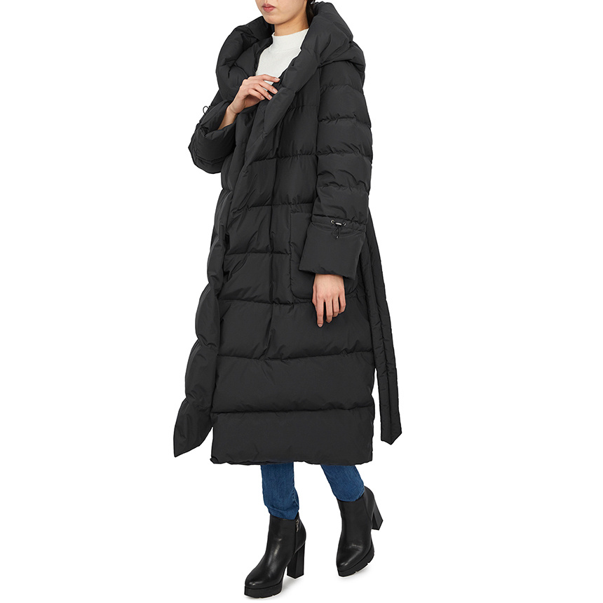Moorer Long-sleeved Hooded Down Jacket In Black