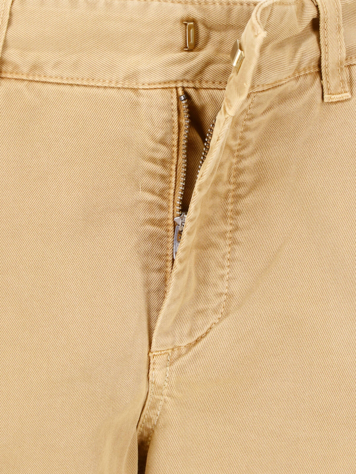 Jeanerica Belt-loop Jeans In Brown