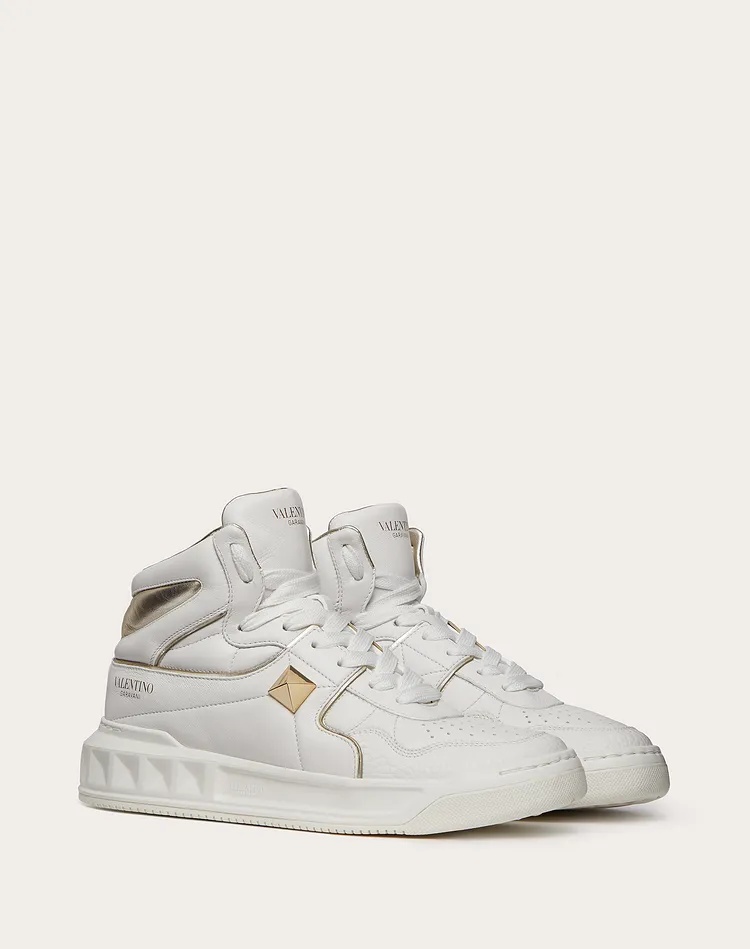 Valentino Roman Stud-embellishment Lace-up Sneakers In White