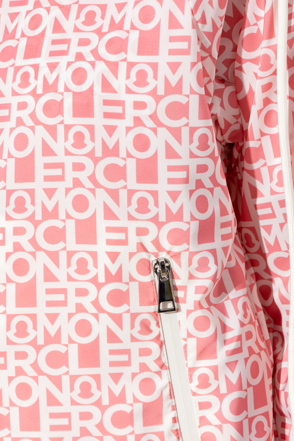 Moncler Logo-print Zip-up Jacket In Pink