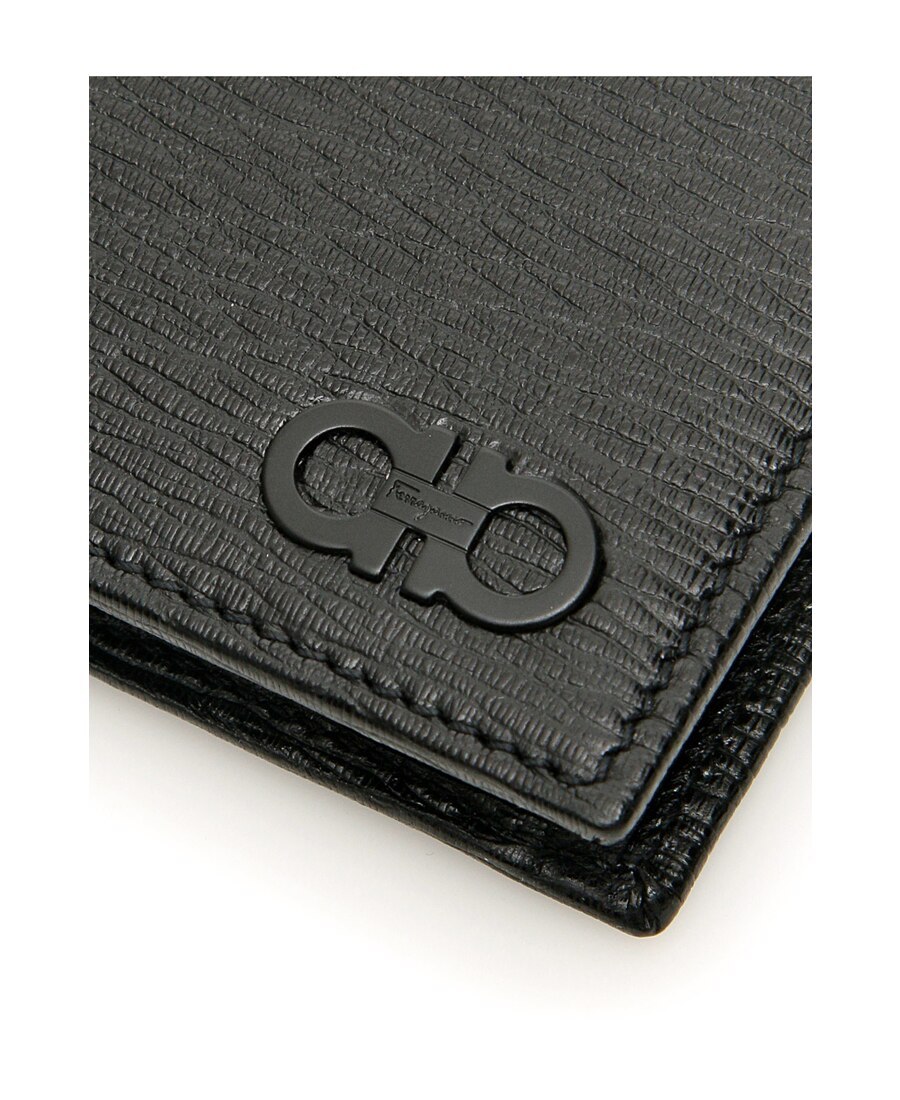 Shop Ferragamo Logo Texture Wallet In Black