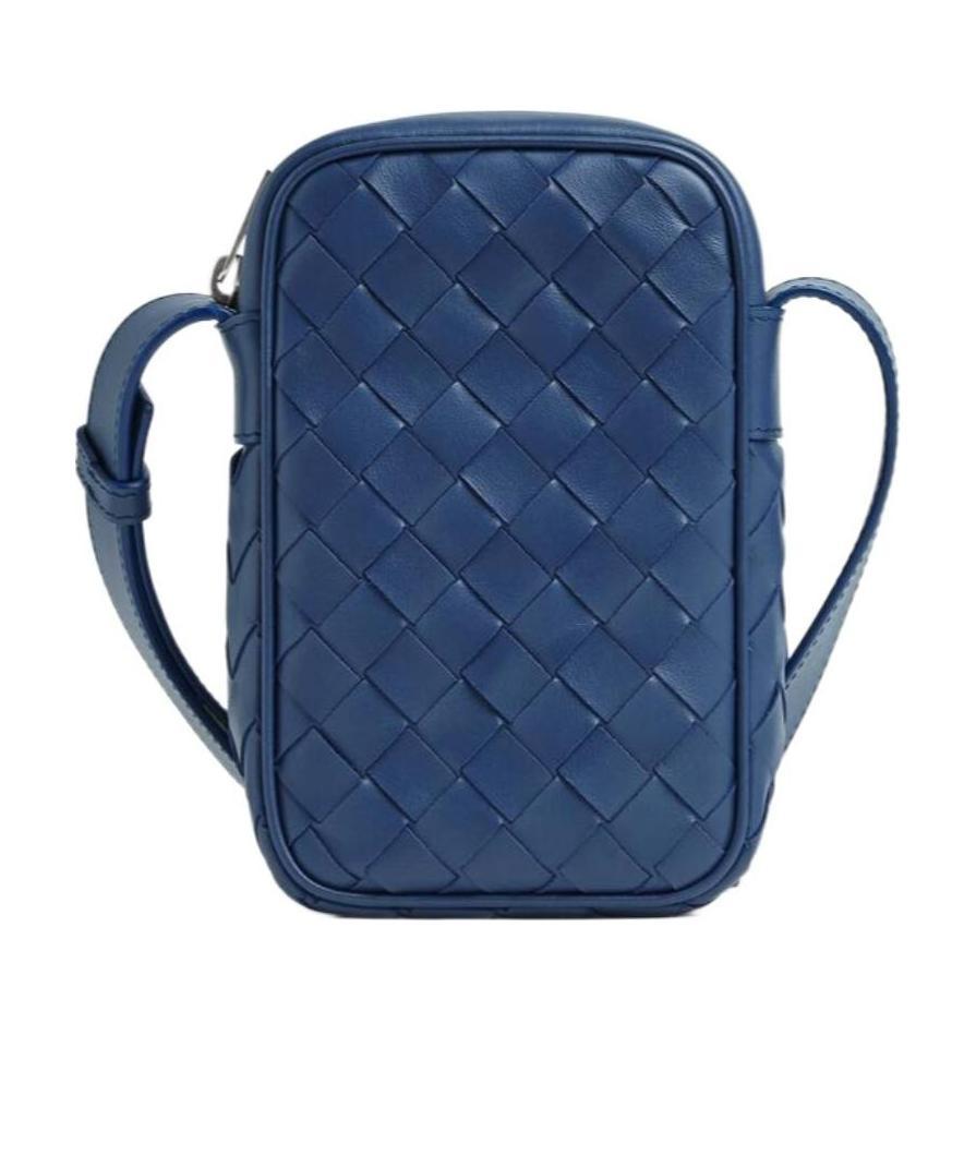 Bottega Veneta Logo Knitted Shoulder Bag In Blue
