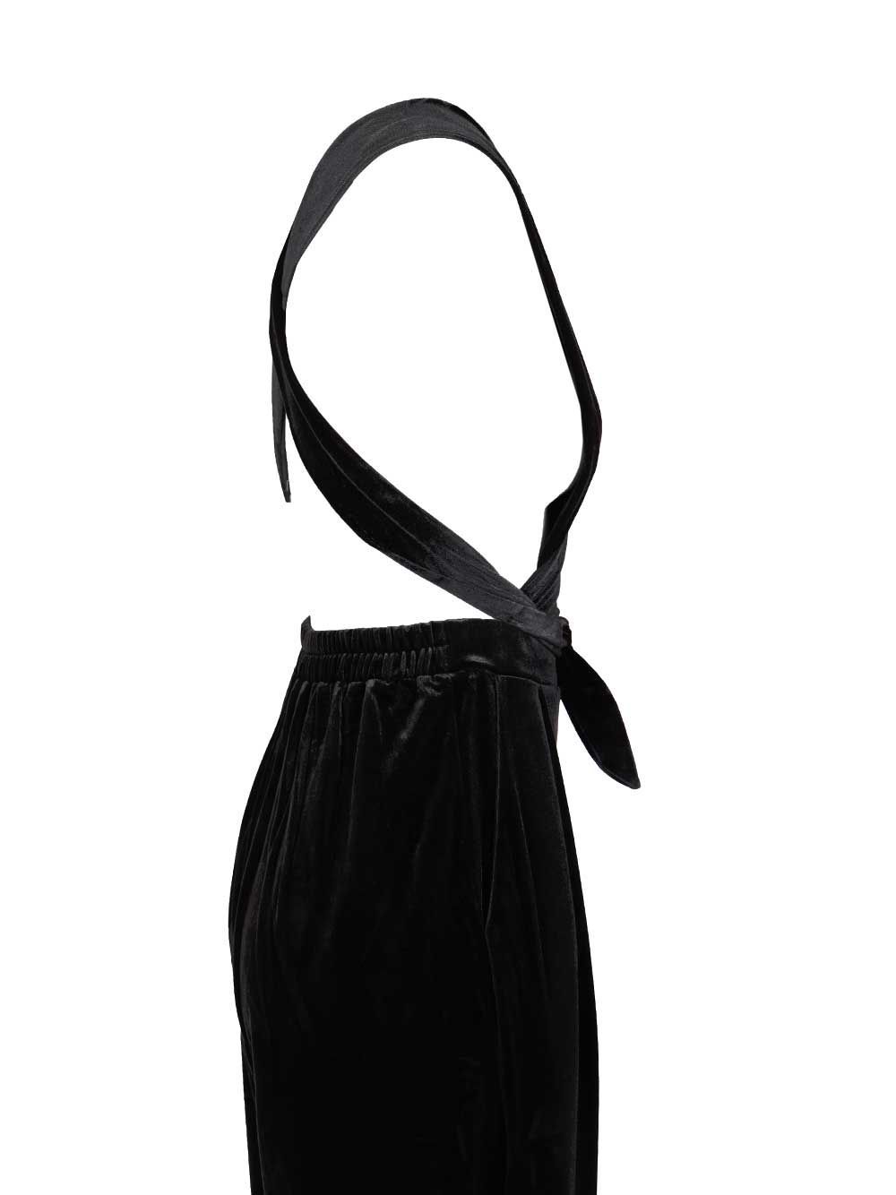 Amazuìn Gily Velvet Jumpsuit Jewelry Black In Black