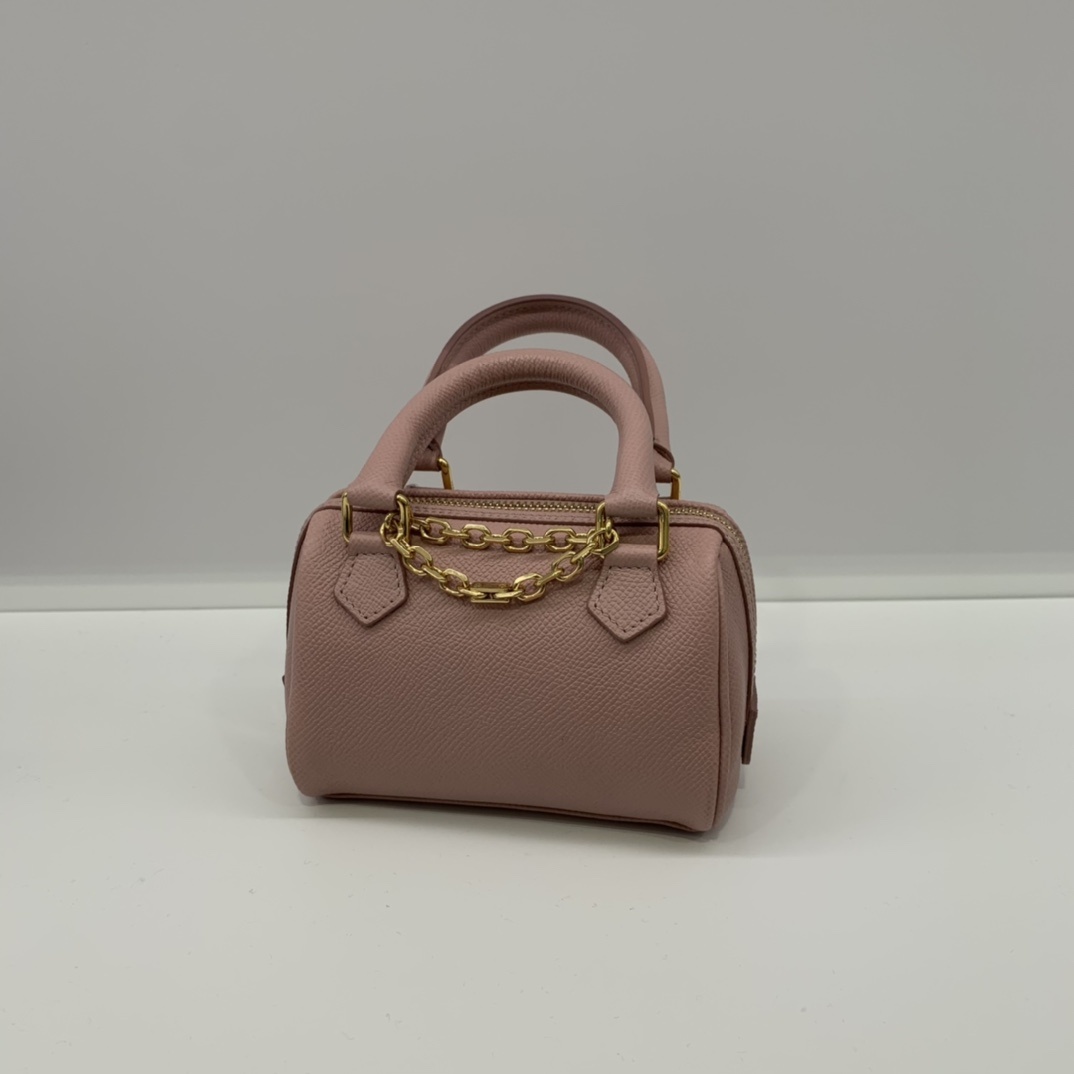 Celine Logo Logo Shoulder Bag In Pink