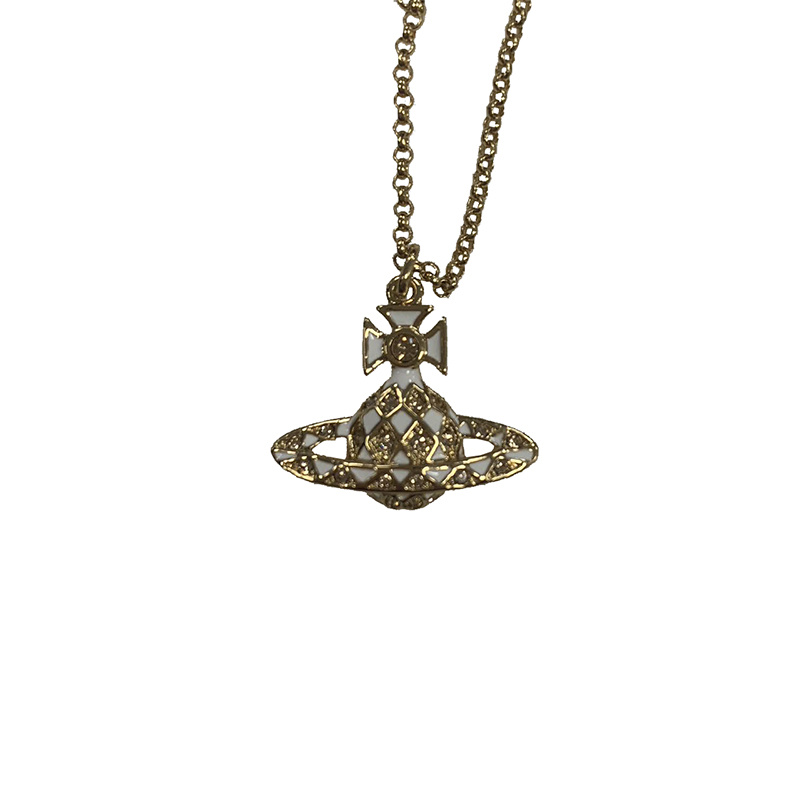 VIVIENNE WESTWOOD LOGO CARVING PENDANT