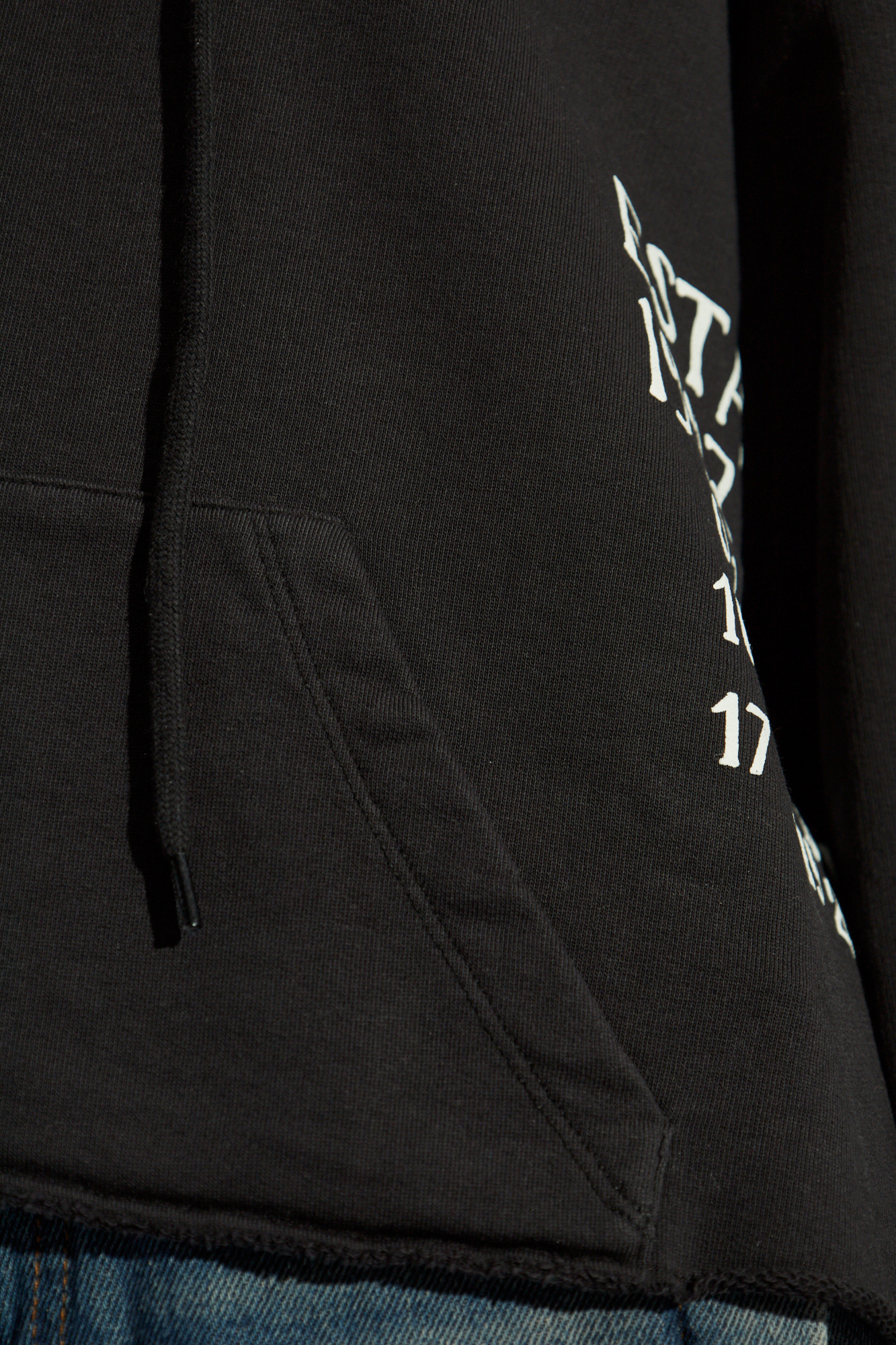 Mm6 Maison Margiela Raw Edges Hoodie With Drawstring Hood In Black