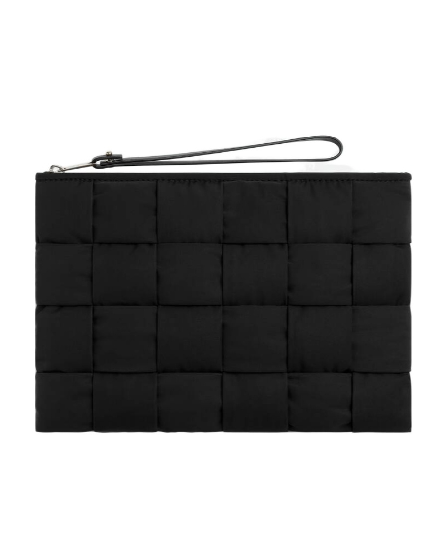 Bottega Veneta Intrecciato Zipped Clutch Bag In Black