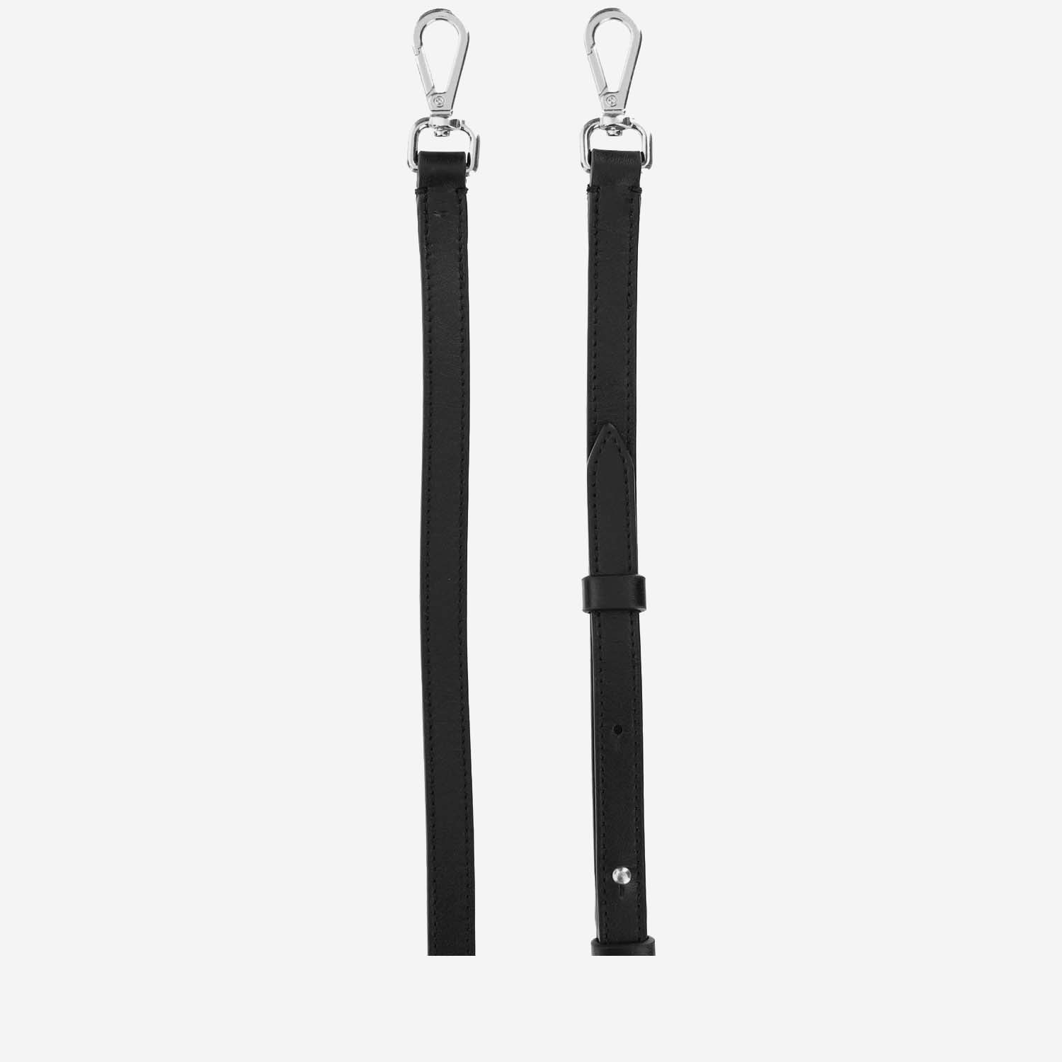 Jacquemus Women Le Chiquito Moyen Shoulder Bag In Black