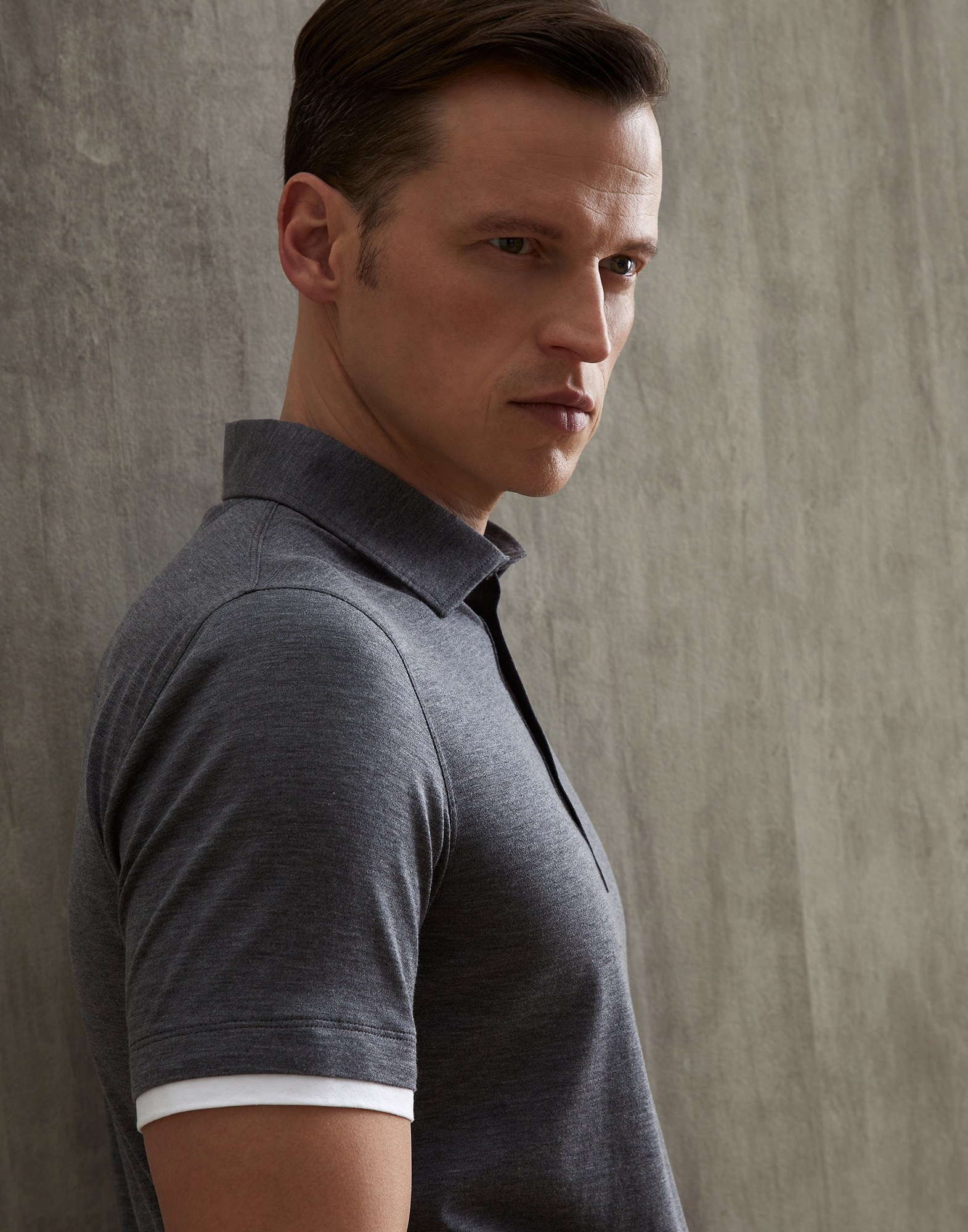 Brunello Cucinelli Contrast-trimmed Polo Shirt In Gray