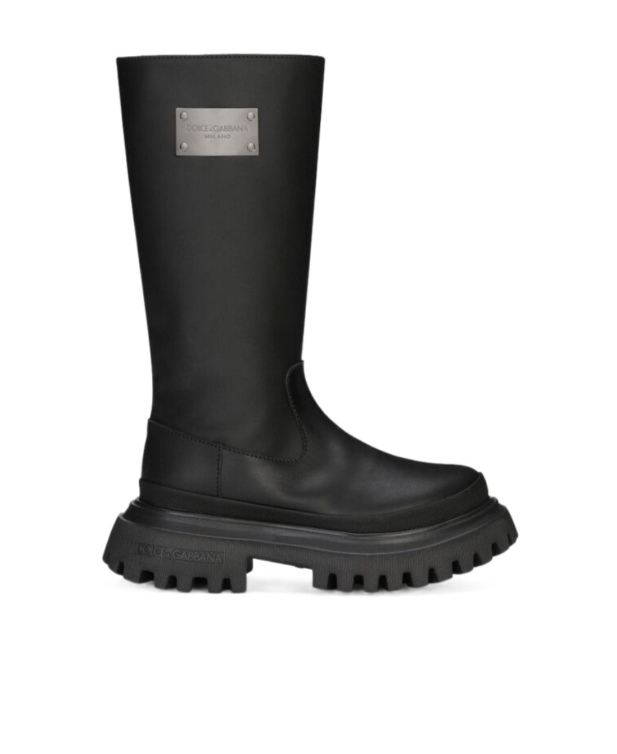 Dolce & Gabbana Logo Plaque Leather Boots In Black