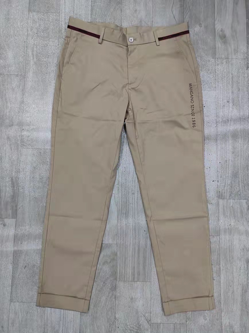 Mangano Multi-pocket Casual Pants In Nude