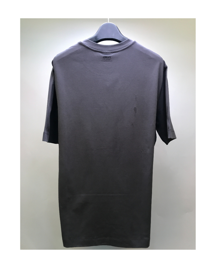 Shop Armani Collezioni Logo Details Short-sleeved T-shirt In Black