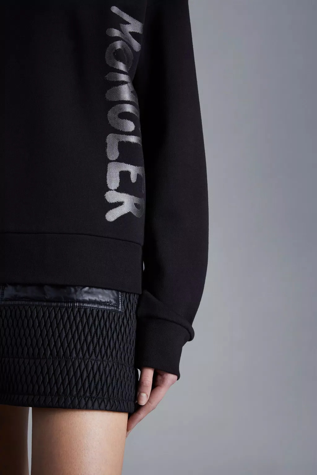 Moncler Logo-print Hoodie In Black