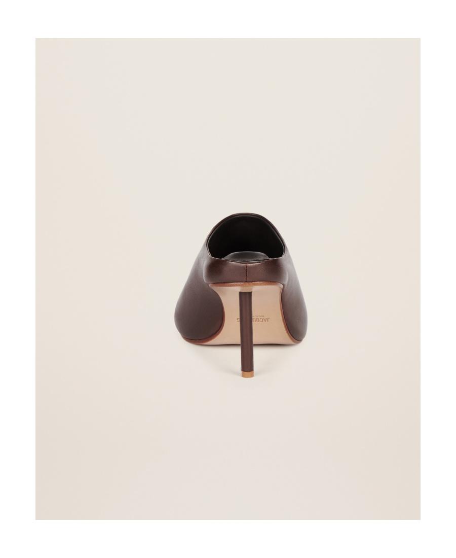 Jacquemus Nuvola Mules In Brown