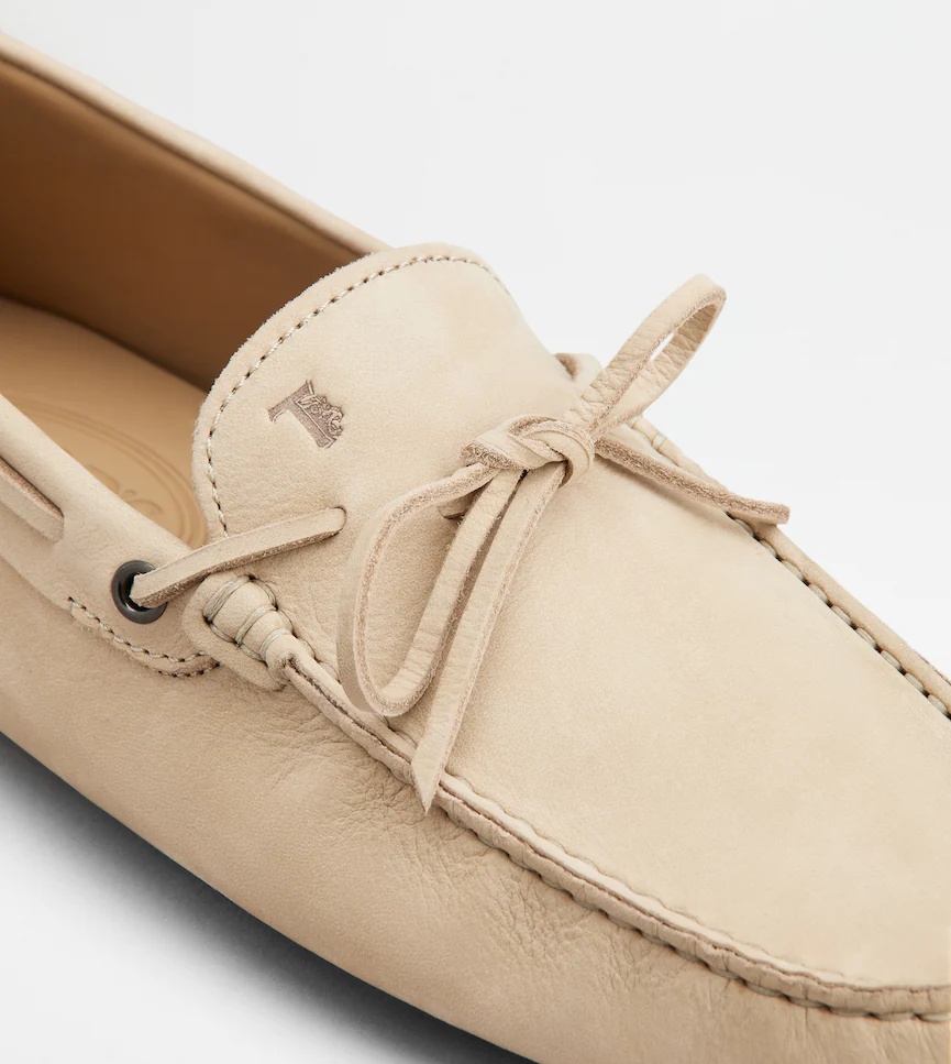 Tod's Bow-detail Leather Loafers In Nude