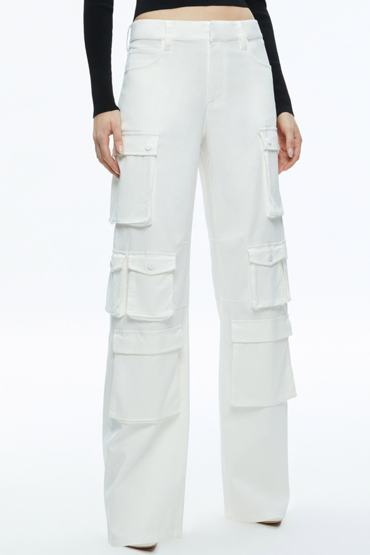 Alice And Olivia Olympia Mid-rise Baggy Cargo Pants In White