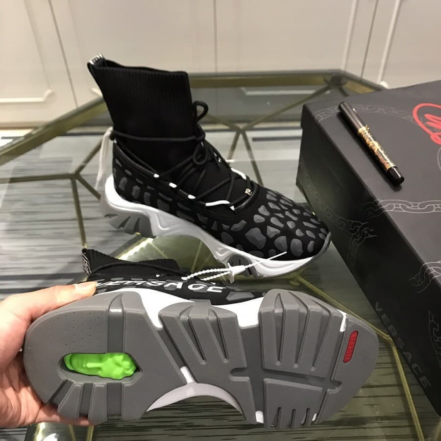 Versace Squalo Drawstring Sneakers Men In Black