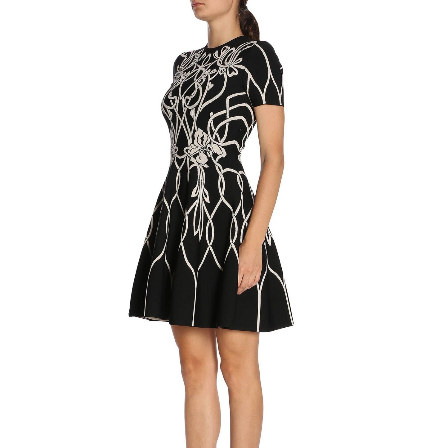 Alexander Mcqueen Round-collar Short-sleeve Dress In Black