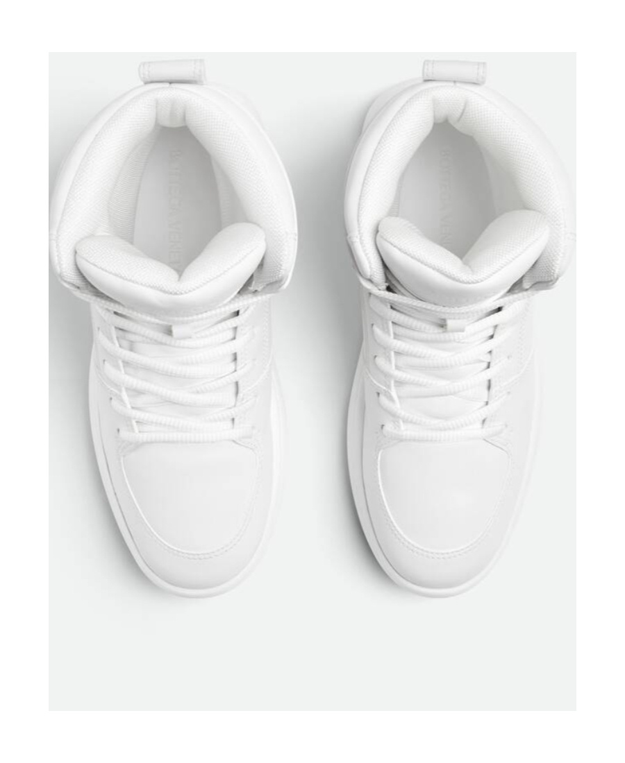 BOTTEGA VENETA BOTTEGA VENETA LOGO DETAILED HIGH-TOP SNEAKERS