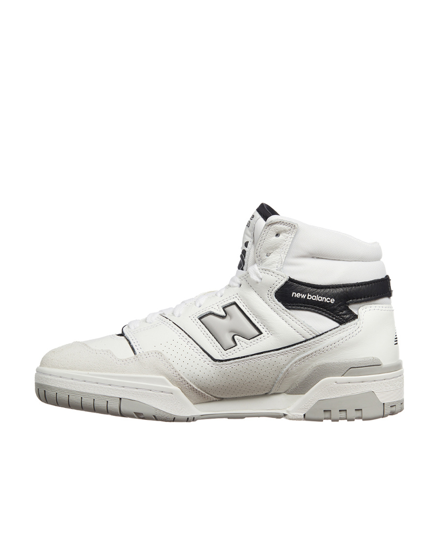 New Balance High-top Sneakers With Perforated Detailing In White