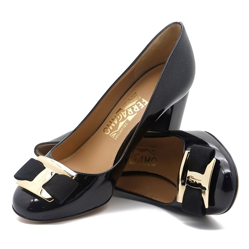 Ferragamo Bow-tie High Heels In Black
